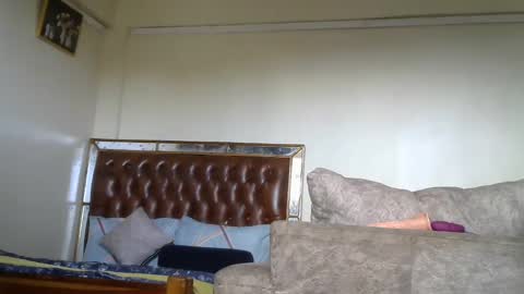 lily online show from 12-10-24, 01:00