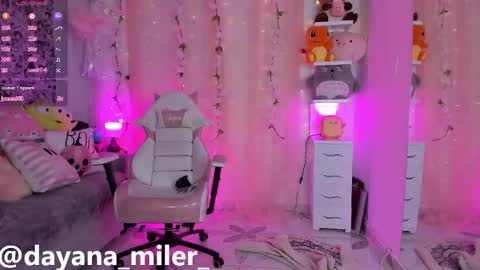 Snapshot of _dayana_miler chatting on 01-05-26, 05:27 IG Dayana miler online show from 01-05-26, 05:27