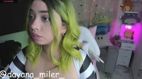 Snapshot of _dayana_miler chatting on 03-06-26, 11:45 IG Dayana miler online show from 03-06-26, 11:45