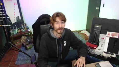 Snapshot of _delacruz911_ chatting on 10-24-25, 03:25 delacruz online show from 10-24-25, 03:25