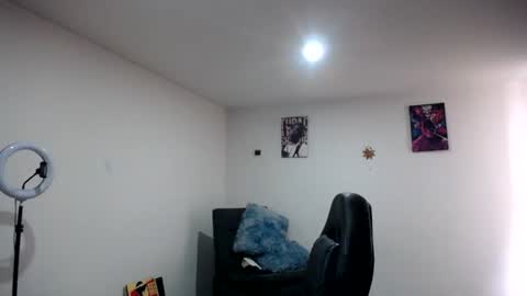 Snapshot of _delacruz911_ chatting on 07-09-26, 06:12 delacruz online show from 07-09-26, 06:12