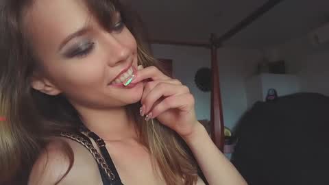 DemiDee online show from 12-27-24, 08:35