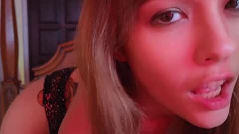 DemiDee online show from 02-01-25, 02:37