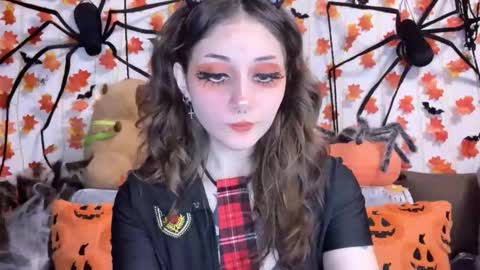 Kate online show from 10-03-25, 04:59