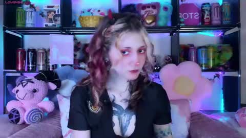 Kate online show from 06-25-26, 06:45