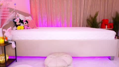 Just Dia online show from 03-23-26, 07:18