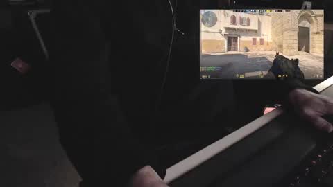 Snapshot of _dmc chatting on 12-25-24, 09:11 _dmc online show from 12-25-24, 09:11