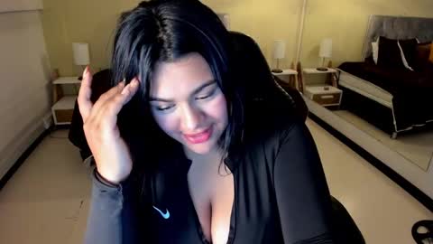 Dulcinea online show from 09-13-25, 01:33