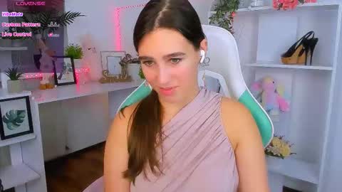 Lizzy  online show from 10-27-25, 10:58