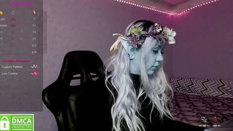 Snapshot of _elven_dreams__ chatting on 02-04-25, 06:46 chloue and Gretta online show from 02-04-25, 06:46