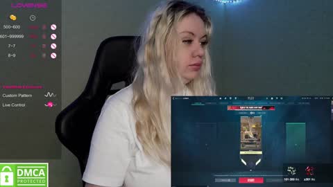 Snapshot of _elven_dreams__ chatting on 02-06-25, 02:22 chloue and Gretta online show from 02-06-25, 02:22