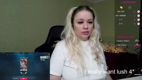 Snapshot of _elven_dreams__ chatting on 02-18-25, 12:39 chloue and Gretta online show from 02-18-25, 12:39