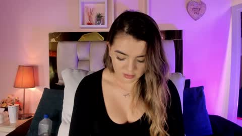 Isabella online show from 04-30-26, 12:11