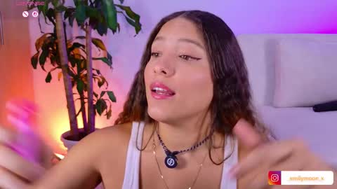 Snapshot of _emilymoon_x chatting on 02-01-26, 01:26 Emi online show from 02-01-26, 01:26