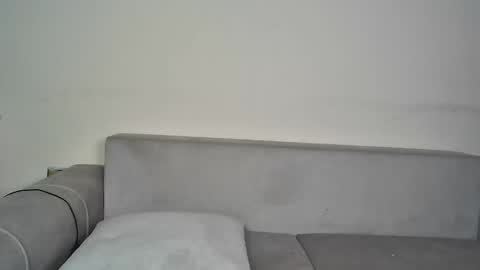 Emma Sugar online show from 11-19-25, 12:21