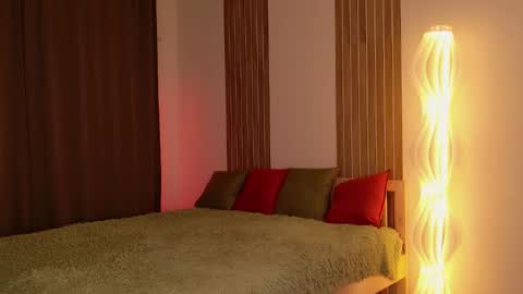 Snapshot of _esmeraldiyaa_ chatting on 12-03-25, 06:50 _esmeraldiyaa_ online show from 12-03-25, 06:50