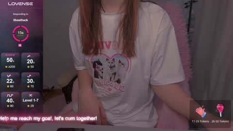 Snapshot of _eva_pleasure_ chatting on 12-17-24, 06:24 Eva online show from 12-17-24, 06:24