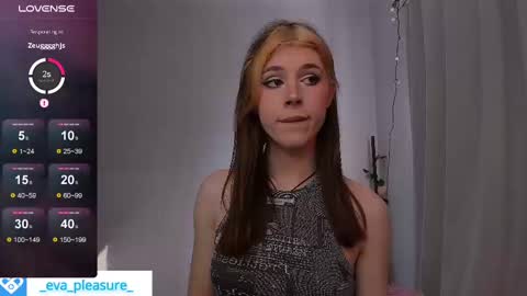 Snapshot of _eva_pleasure_ chatting on 02-24-25, 07:00 Eva online show from 02-24-25, 07:00