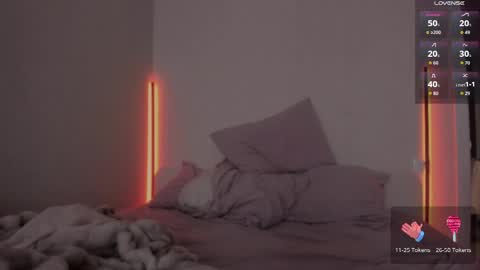 Snapshot of _eva_pleasure_ chatting on 05-26-26, 08:32 Eva online show from 05-26-26, 08:32