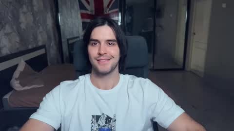 Snapshot of _fatrabbit chatting on 11-13-25, 02:49 Keanu online show from 11-13-25, 02:49