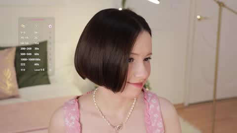 Essie  online show from 12-26-24, 09:47