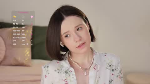 Essie  online show from 03-01-25, 10:13