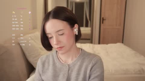 Essie  online show from 03-01-26, 05:59