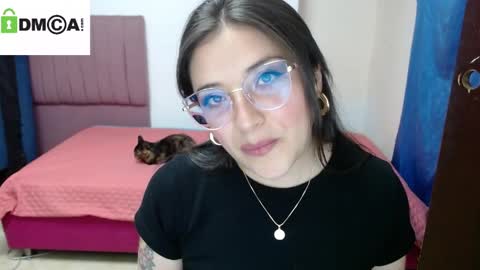 Snapshot of _fenix chatting on 03-30-26, 05:03 Y online show from 03-30-26, 05:03