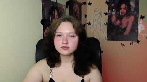 Alice online show from 06-22-26, 05:48