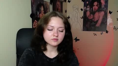 Alice online show from 06-25-26, 05:12
