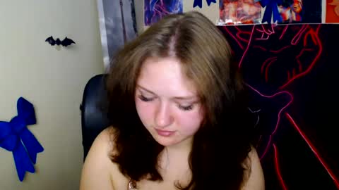 Alice online show from 07-25-26, 06:33
