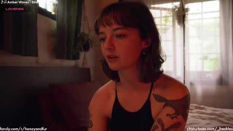 Snapshot of _freckles chatting on 01-31-25, 10:10 Jacqui Queen goddess motorcycle mozzarella Jaq next livestream see bio online show from 01-31-25, 10:10