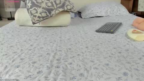  fullmoon online show from 12-02-25, 08:15