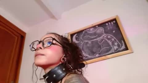 Gaia online show from 11-19-25, 03:28