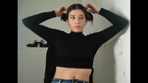 Mia-foster online show from 01-23-25, 09:07