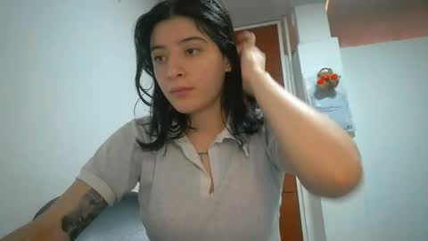 Mia-foster online show from 01-16-26, 08:13