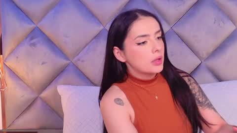 Snapshot of _giggy chatting on 06-01-26, 11:56 _giggy online show from 06-01-26, 11:56