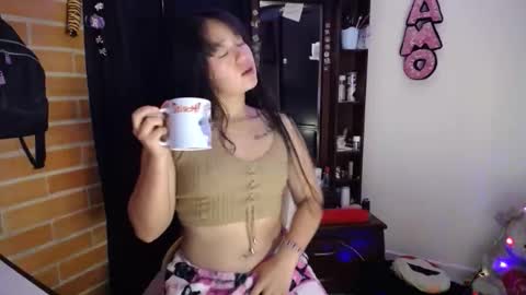 Snapshot of _girl_dream chatting on 11-04-25, 11:20 valeryindependent model online show from 11-04-25, 11:20