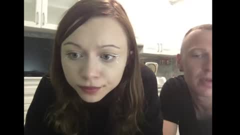 Snapshot of _gluk_ chatting on 06-26-26, 05:39 Nicole online show from 06-26-26, 05:39
