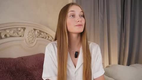 Milly online show from 09-12-25, 02:22