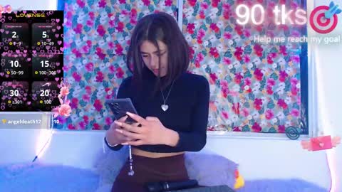 Snapshot of _gwen__ chatting on 02-19-25, 04:44 Gwen online show from 02-19-25, 04:44