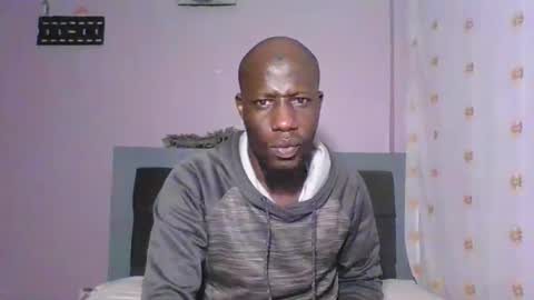 Snapshot of _hairlyboy chatting on 10-14-25, 08:20 _hairlyboy online show from 10-14-25, 08:20