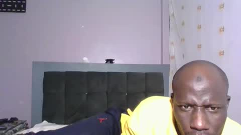 Snapshot of _hairlyboy chatting on 10-15-25, 09:31 _hairlyboy online show from 10-15-25, 09:31