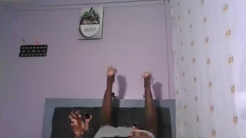 Snapshot of _hairlyboy chatting on 10-18-25, 06:58 _hairlyboy online show from 10-18-25, 06:58