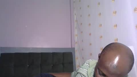 Snapshot of _hairlyboy chatting on 10-23-25, 06:56 _hairlyboy online show from 10-23-25, 06:56