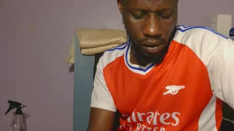 Snapshot of _hairlyboy chatting on 11-05-25, 12:27 _hairlyboy online show from 11-05-25, 12:27