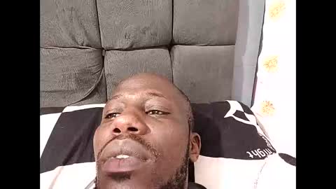 Snapshot of _hairlyboy chatting on 11-09-25, 09:51 _hairlyboy online show from 11-09-25, 09:51