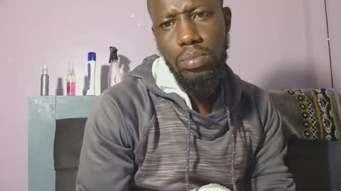 Snapshot of _hairlyboy chatting on 12-14-25, 05:13 _hairlyboy online show from 12-14-25, 05:13