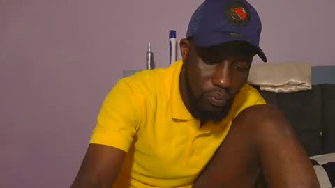 Snapshot of _hairlyboy chatting on 12-16-25, 08:52 _hairlyboy online show from 12-16-25, 08:52