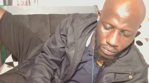 Snapshot of _hairlyboy chatting on 12-20-25, 07:21 _hairlyboy online show from 12-20-25, 07:21